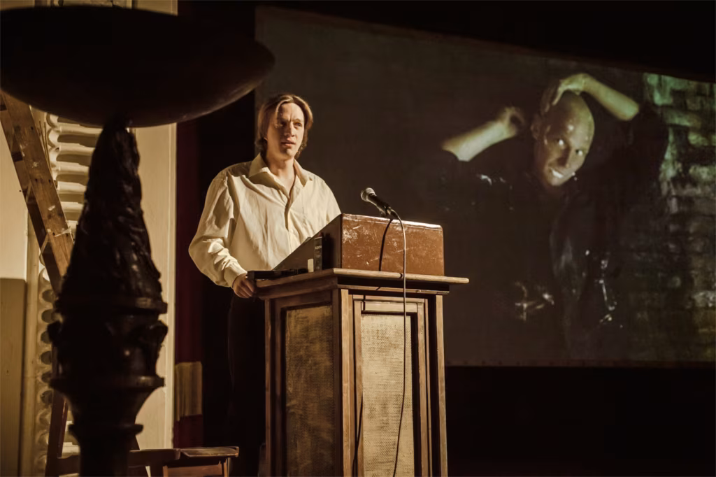 INDIVIDUAALSUSE TULISEST T&Uuml;HISTAMISEST KOPLI KULTUURIMAJA KIRIKUS