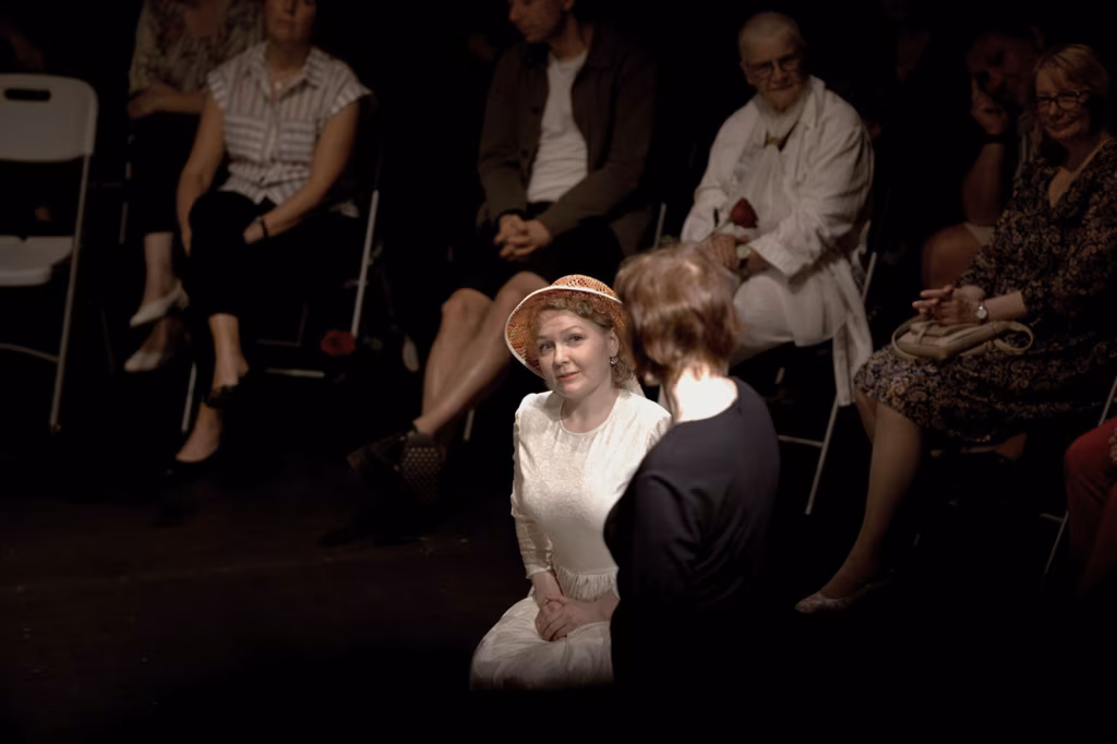 AUTENTSUSE EFEKTI LOOMINE DOKUMENTAALDRAAMAS