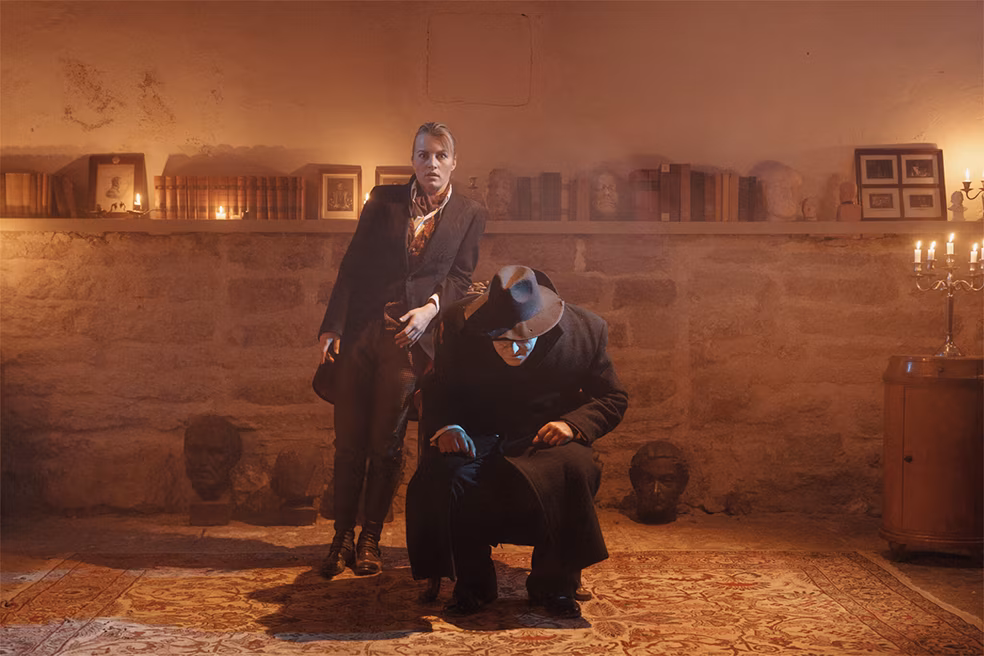 VALGUS, VARJUD JA VAATAJA KUJUTLUSV&Otilde;IME. MILLES SEISNEB KELLERTEATRI FENOMEN?