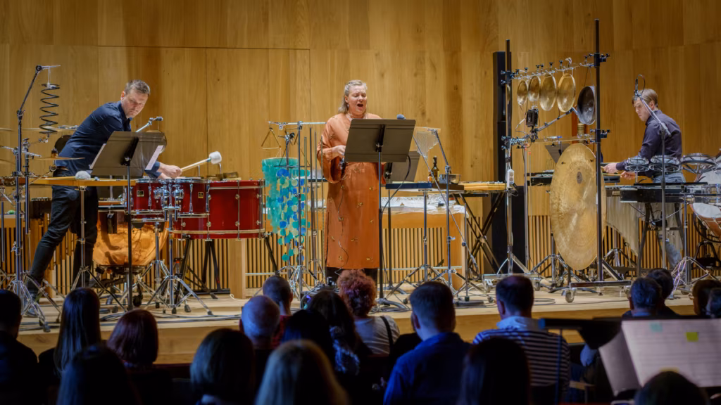 HINGE JA VAIMU RADADEL I