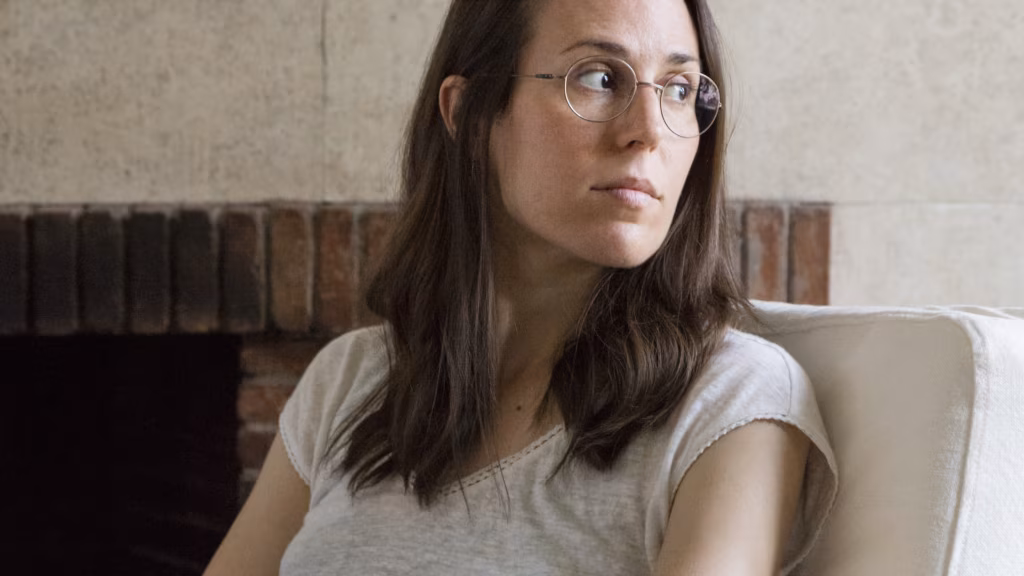 SISSEVAADE CLARA IANNOTTA HELIMAAILMA