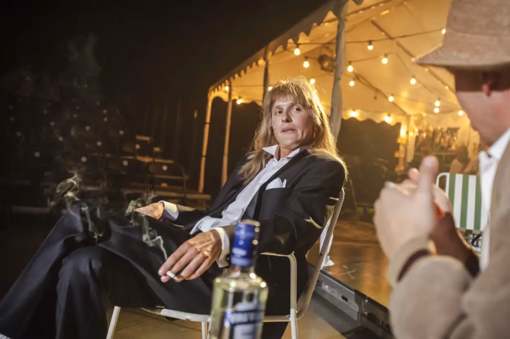 SUUR DEM&Uuml;STIFIKAATOR JA TEMA T&Auml;HESADU1