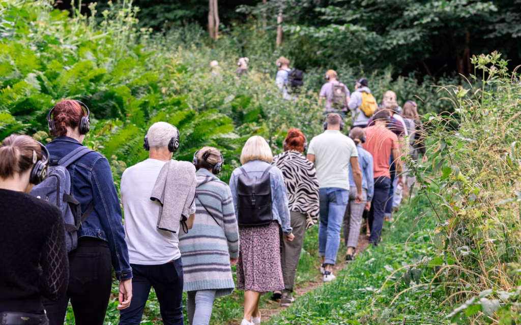 R&Auml;NNAKLAVASTUSED LINNARUUMIS &mdash; MIS, KUIDAS JA MIKS?1