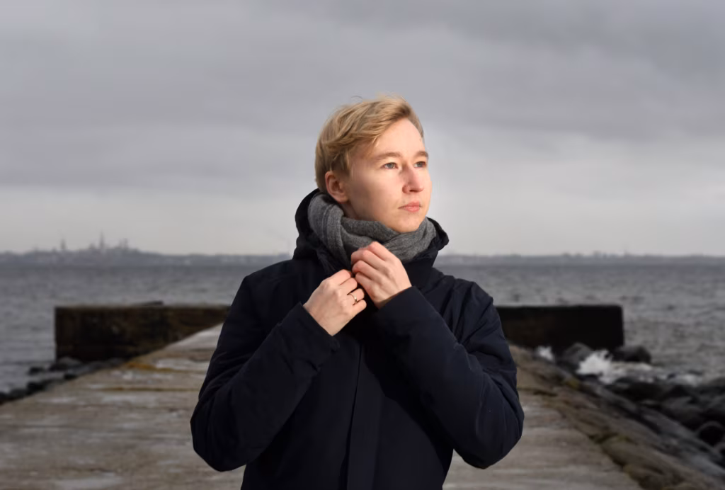 PERSONA GRATA HANS CHRISTIAN AAVIK