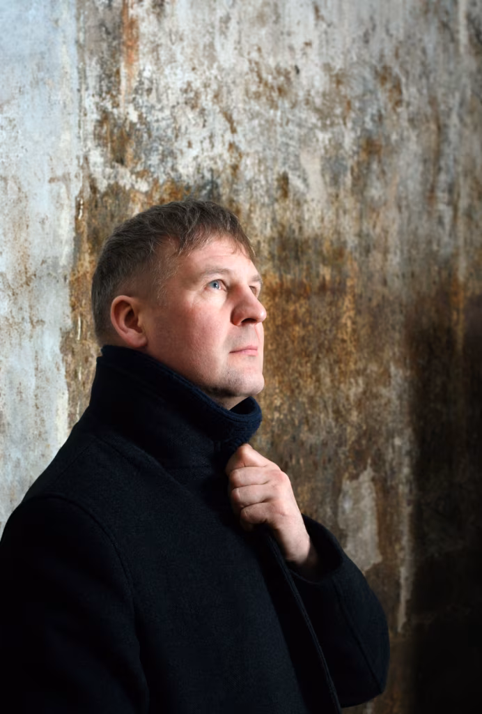 VASTAB LAURI JÕELEHT