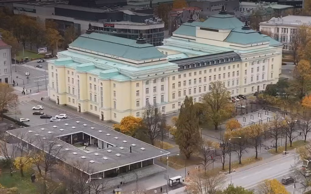 MUUSIKATEATER &Uuml;HISKONDLIKE PROTSESSIDE KEERISES II