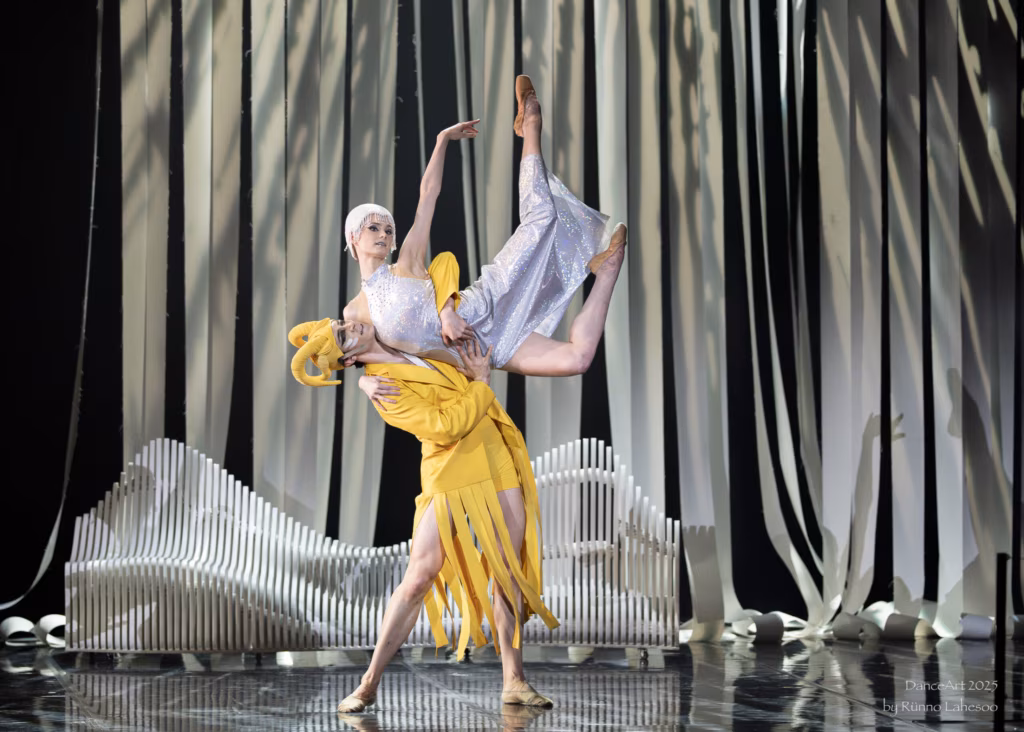 Sisalik Anna Roberta(sisalik) Joel Calstar Fisher (röövel)