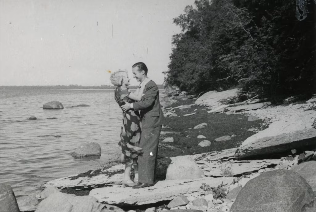 MIKS SEE TOOTS SIND REBIS?