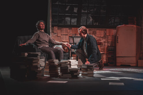 16hääl Minu Sees