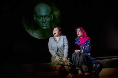 Meedium Rent Ree Jakobsoni Foto